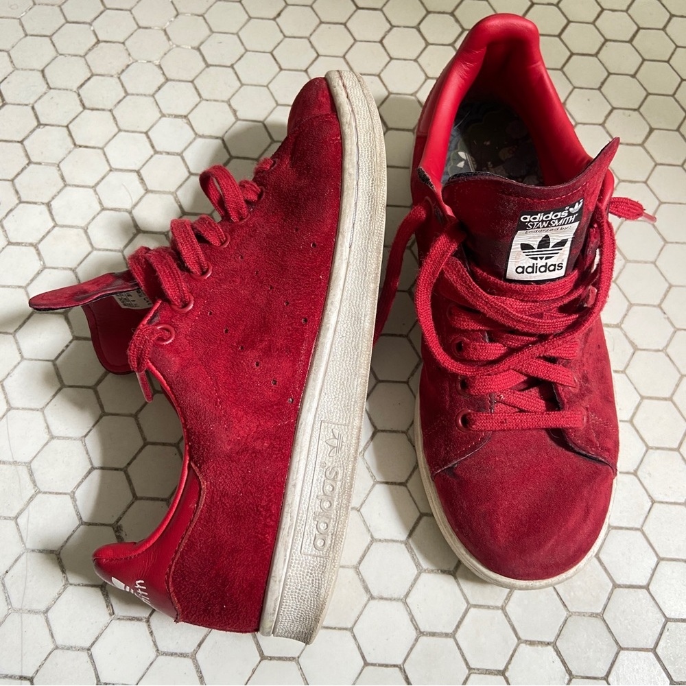 Adidas Stan Smith by Rita Ora RED in US size 8 Limited edition